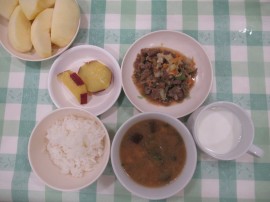 給食の様子