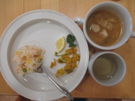 給食の様子