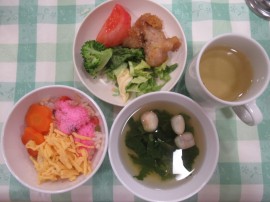 給食の様子