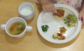 給食の様子