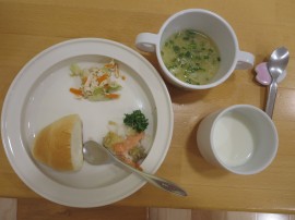 給食の様子