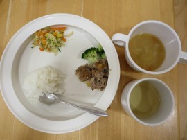 給食の様子