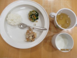 給食の様子