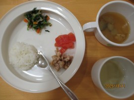 給食の様子