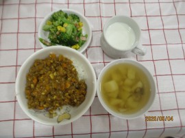 給食の様子